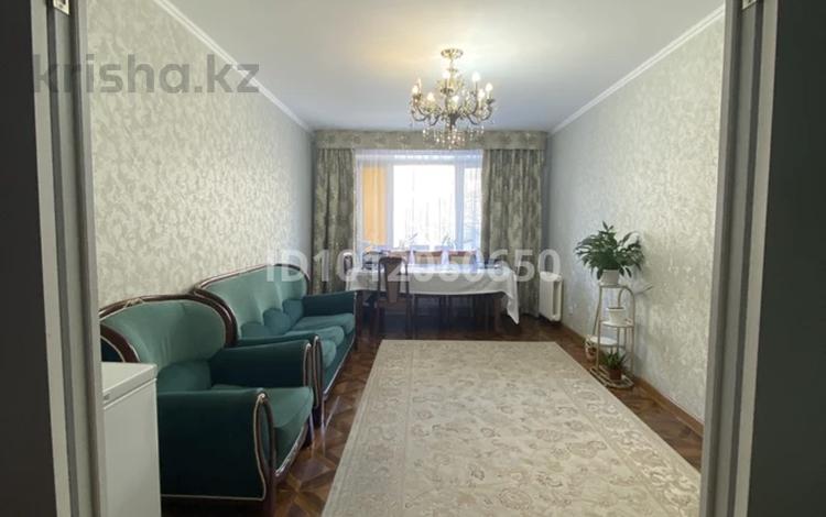 2-бөлмелі пәтер · 65 м² · 2/10 қабат, Отырар 10 — Валиханова, бағасы: 38 млн ₸ в Астане, Сарыарка р-н — фото 2
