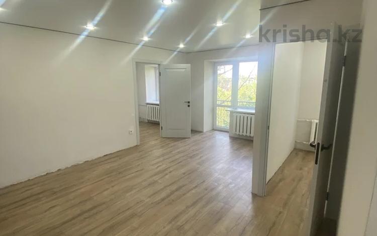 2-комнатная квартира · 42 м² · 5/5 этаж, Алиханова 28/1 за 15 млн ₸ в Караганде, Казыбек би р-н — фото 2