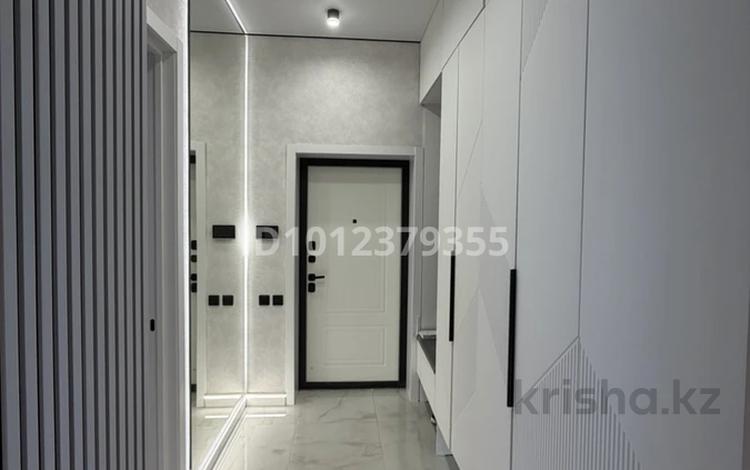 3-комнатная квартира · 80 м² · 1/5 этаж, мкр Кунгей , Гапеева 1/9 за 48 млн ₸ в Караганде, Казыбек би р-н — фото 2