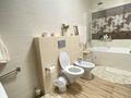 Отдельный дом · 6 комнат · 440 м² · 10 сот., мкр Городской Аэропорт, Кулкыбаева 63 за 125 млн 〒 в Караганде, Казыбек би р-н — фото 18