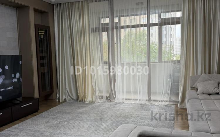 4-комнатная квартира · 130 м² · 3/18 этаж, Ахмет Байтурсынулы 1 за 95 млн ₸ в Астане, Сарайшык р-н — фото 2