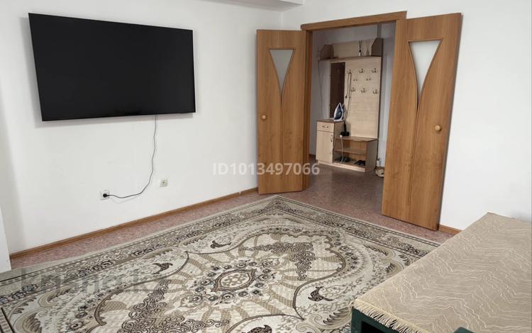 2-комнатная квартира · 60 м² · 1/9 этаж, Карагайлы 25 за 15 000 ₸ в Семее, Красный Кордон — фото 2