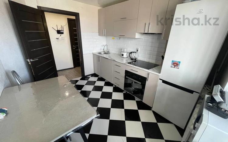 3-комнатная квартира · 76.2 м² · 7/13 этаж, 7-й Микрорайон 13 за ~ 32.7 млн ₸ в Костанае — фото 2