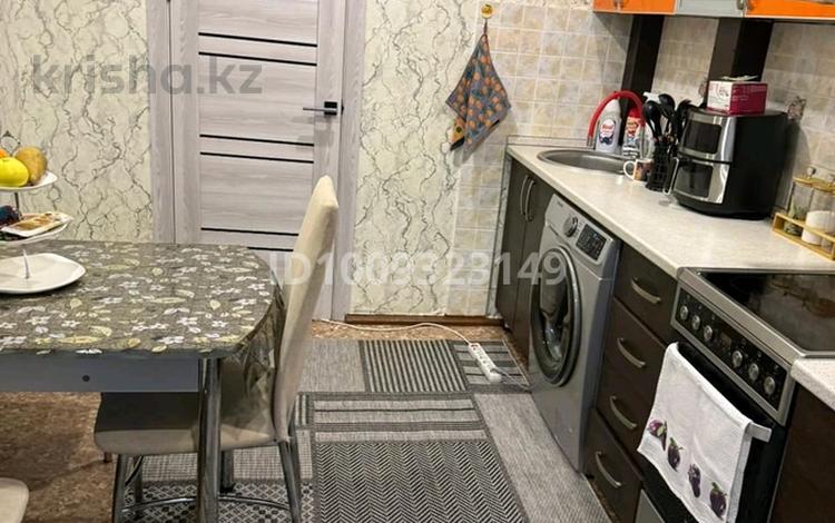 3-бөлмелі пәтер · 69 м², Комсомольская 8 — П. Гресс, бағасы: 12 млн ₸ в Аксу — фото 2