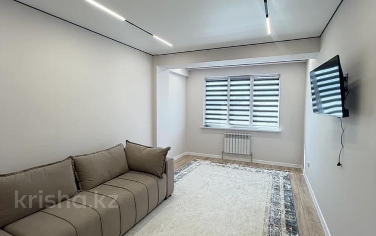 1-бөлмелі пәтер · 40 м² · 2/13 қабат, Есенова, бағасы: 30.5 млн ₸ в Алматы, Жетысуский р-н — фото 2