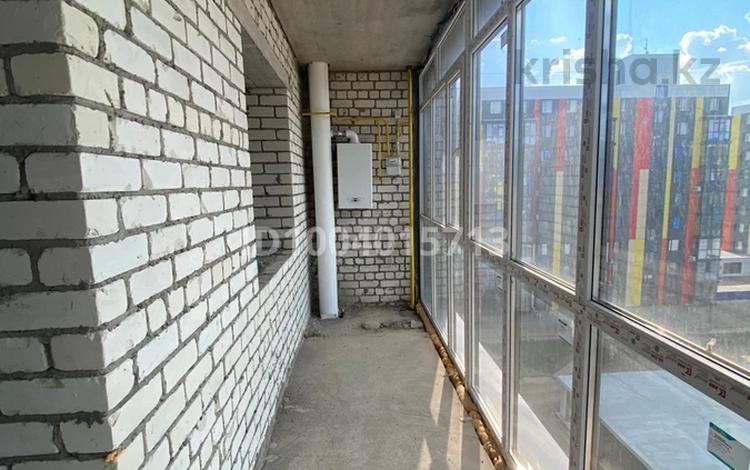 1-комнатная квартира · 50 м² · 7/9 этаж, Самал 82/6 за 17.5 млн ₸ в Уральске — фото 2