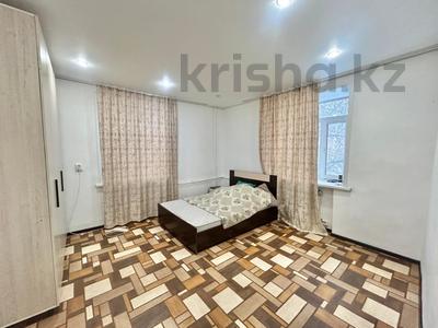 2-комнатная квартира · 58.2 м² · 2/2 этаж, мкр Новый Город, Ул.Мустафина за 16.5 млн ₸ в Караганде, Казыбек би р-н