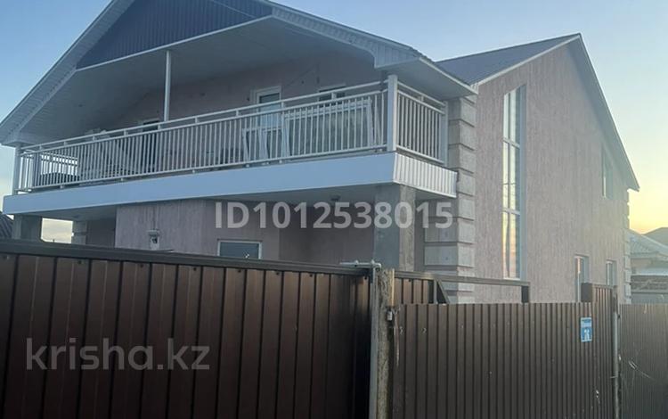 Отдельный дом · 5 комнат · 200 м² · 10 сот., Мунайтпасов 76 за 25 млн ₸ в Атырау, мкр Мирас — фото 2
