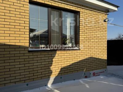 Отдельный дом · 4 комнаты · 125 м² · 7.8 сот., мкр Айгуль, Циолковский 123 — Кайша михановой 123 за 48 млн 〒 в Уральске