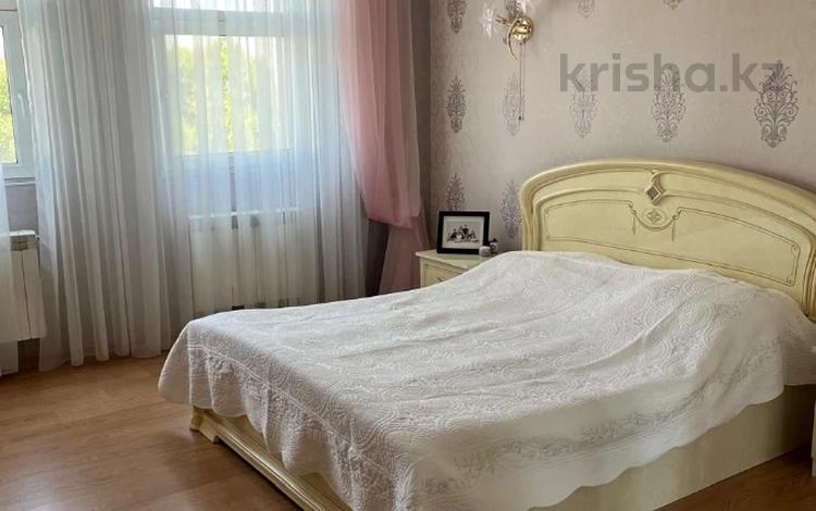 5-комнатная квартира · 220 м² · 3/15 этаж, Жазылбека — Саина за 97 млн ₸ в Алматы, Бостандыкский р-н — фото 16