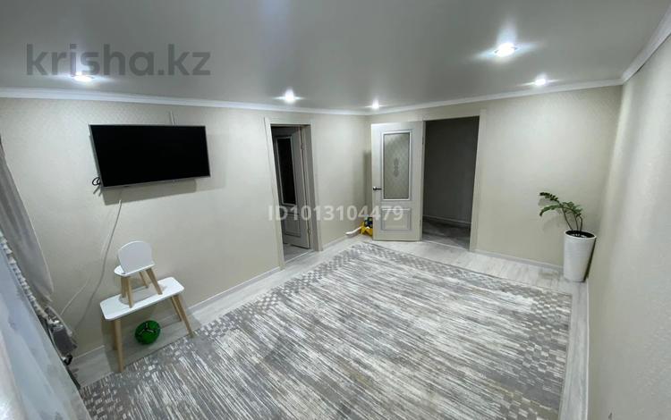 2-бөлмелі пәтер · 55 м² · 2 қабат, Мендалиева 72, бағасы: 9.5 млн ₸ в Чапаеве — фото 2