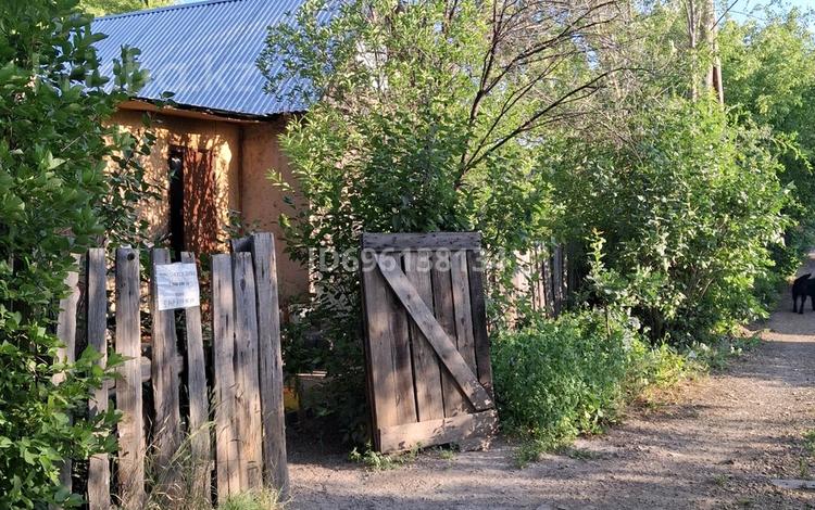 Дача · 3 комнаты · 18 м² · 9 сот., Фиалка — В районе Кирзавод 3/4, как ехать по Дубовской трассе. за 5 млн 〒 в Караганде, Казыбек би р-н — фото 9