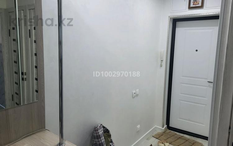 3-комнатная квартира · 48 м² · 2/5 этаж, Алашахана за 300 000 ₸ в Жезказгане — фото 5