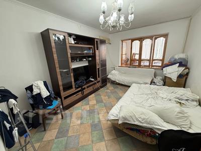 2-комнатная квартира · 54 м² · 4/5 этаж, улица Байтурсынова 70 — улица Байтурсынова за 23.6 млн 〒 в Шымкенте, Аль-Фарабийский р-н