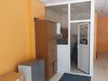 Офисы, кабинеты и рабочие места · 15 м² за 37 500 ₸ в Караганде, Казыбек би р-н — фото 3