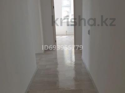 3-комнатная квартира, 68 м², 1/7 этаж помесячно, 11 за 80 000 〒 в Туркестане