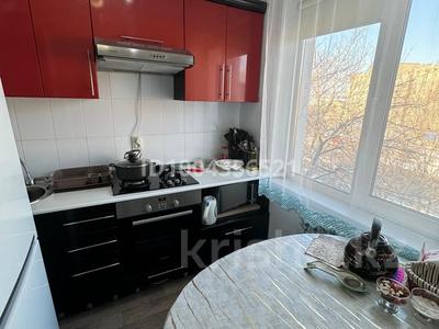 3-комнатная квартира · 70 м² · 5/5 этаж, Абая 104 за 160 000 〒 в Уральске, мкр Школьник