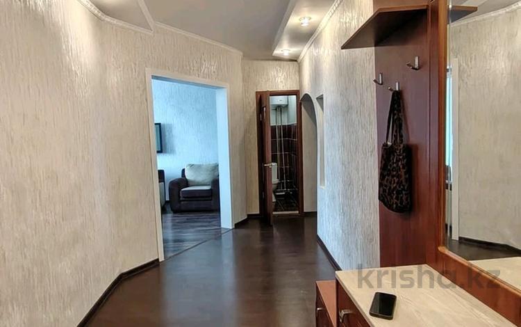3-бөлмелі пәтер · 94 м² · 3/4 қабат, Автобазовский 17, бағасы: 18.8 млн ₸ в Экибастузе — фото 2