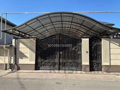 Отдельный дом · 8 комнат · 411 м² · 6 сот., мкр Нур Алатау, Мкр Нур Алатау, ул Ракишева 28 — Ракишева- Абулхайр-хан за 450 млн 〒 в Алматы, Бостандыкский р-н