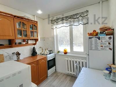 2-комнатная квартира · 44 м² · 2/5 этаж, Хамида Чурина — Маг.Школьник, Юбиляр, Диана за 14.5 млн ₸ в Уральске, мкр Школьник
