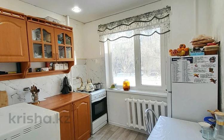 2-комнатная квартира · 44 м² · 2/5 этаж, Хамида Чурина — Маг.Школьник, Юбиляр, Диана за 14.5 млн ₸ в Уральске, мкр Школьник — фото 2