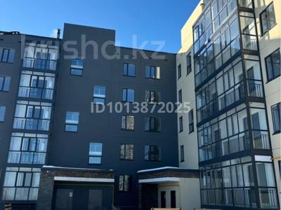 2-комнатная квартира · 64.8 м² · 2/5 этаж, мкр. Зачаганск пгт, Акжаик мкр3 41 — 3 микрорайон за 120 000 ₸ в Уральске