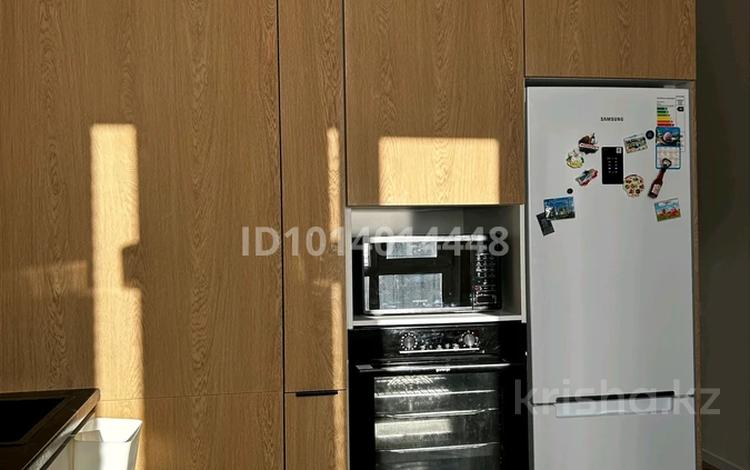 2-комнатная квартира · 49 м² · 7/17 этаж, Туран 43/6 за 320 000 ₸ в Астане, Нура р-н — фото 2