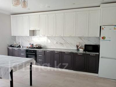 Отдельный дом · 5 комнат · 200 м² · 4 сот., ПДП-2 35 за 22 млн 〒 в Уральске