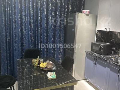 Аренда квартир в Жетысу обл.: 1-комнатная квартира · 42 м² · 1/12 этаж · помесячно, Назарбаева 173 за 100 000 〒 1-комнатная квартира · 42 м² · 1/12 этаж · помесячно, Назарбаева 173 за 100 000 〒 в Талдыкоргане