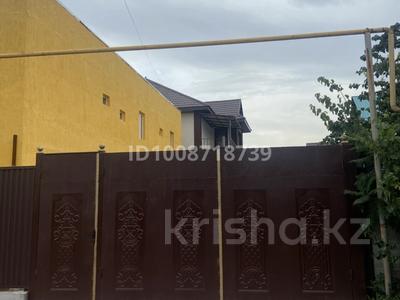 Отдельный дом · 8 комнат · 285 м² · 7 сот., мкр Акбулак 12 — Хан шатыр за 1.8 млн ₸ в Алматы, Алатауский р-н