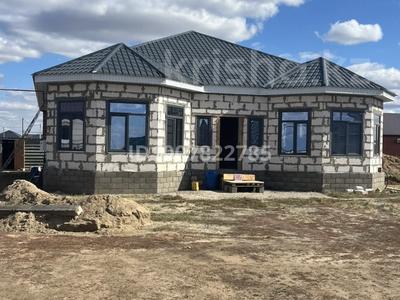 Отдельный дом · 4 комнаты · 200 м² · 10 сот., Сулутор за 26 млн 〒 в Актобе, жилой массив Жанаконыс