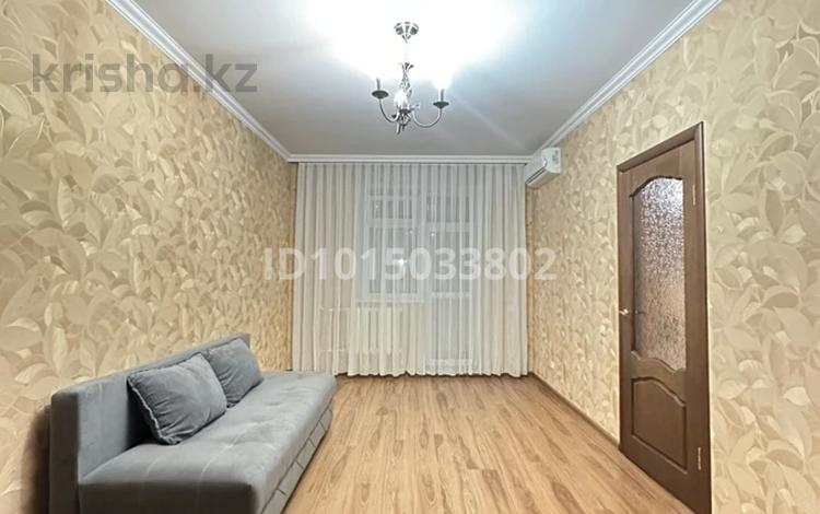 1-комнатная квартира · 40 м² · 2/10 этаж, Кумисбекова 8 за 250 000 ₸ в Астане, Сарыарка р-н — фото 2