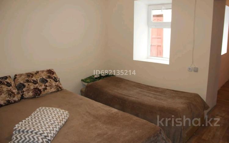 Дом · 1 комната · 30 м², Туркебаева 197а — Абая за 7 000 ₸ в Алматы, Алмалинский р-н — фото 2