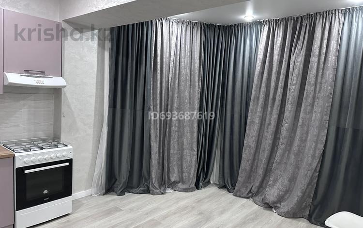 1-комнатная квартира · 55 м² · 5/5 этаж, Абылай хана за 20 000 〒 в Каскелене — фото 3