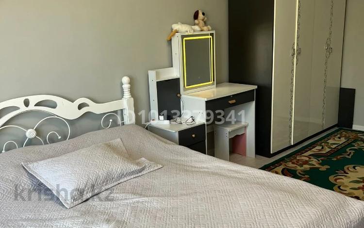 2-комнатная квартира · 44 м² · 3/4 этаж, 1 микр 17 за 200 000 ₸ в Конаеве — фото 2