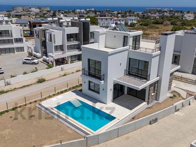 Отдельный дом · 5 комнат · 230 м² · 5 сот., Угур Мумджу за 449 млн 〒 в Гирне