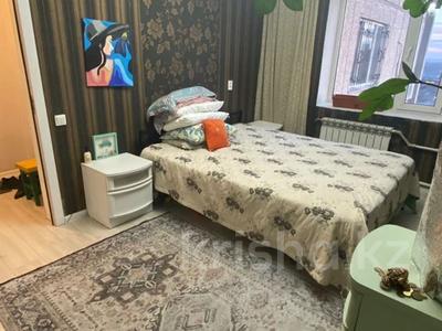 Пәтерлер в Абай обл.: 3-бөлмелі пәтер · 90 м² · 10/10 қабат, жумабаева 23, бағасы: 28 млн 〒 3-бөлмелі пәтер · 90 м² · 10/10 қабат, жумабаева 23, бағасы: 28 млн 〒 в Семее