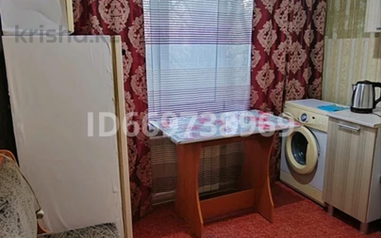 1-комнатная квартира · 35 м² · 2/5 этаж, К.Сатпаева 52 за 115 000 ₸ в Усть-Каменогорске — фото 8