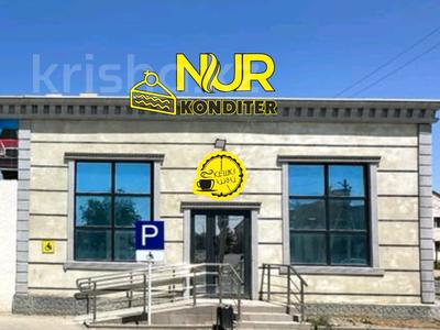 Магазины и бутики, общепит · 200 м² за 35 млн 〒 в Мангышлаке