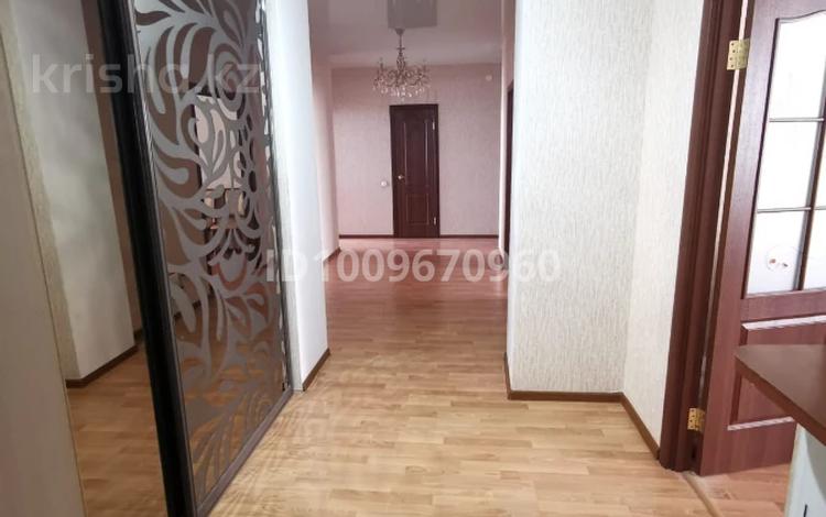 3-комнатная квартира · 106 м² · 7/9 этаж, Алтынсарина 34 за 53.5 млн 〒 в Костанае — фото 2