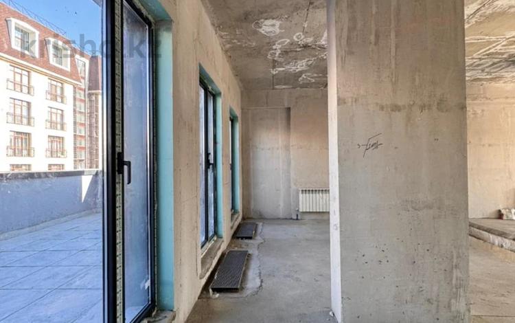 5-бөлмелі пәтер · 232 м² · 3/4 қабат, Кажымукана 109, бағасы: 214 млн ₸ в Алматы, Медеуский р-н — фото 5