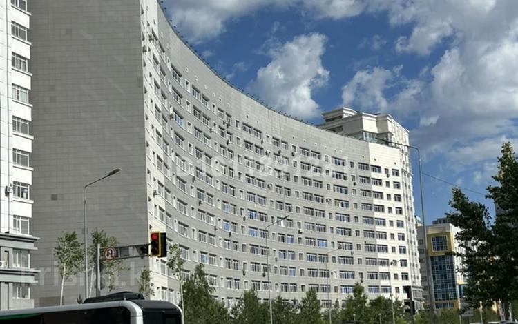 2-комнатная квартира · 73.4 м² · 9/12 этаж, Акмешит 7 — Алматы/Ақмешіт/Керей Жанибек хандар за 45 млн ₸ в Астане, Есильский р-н — фото 2