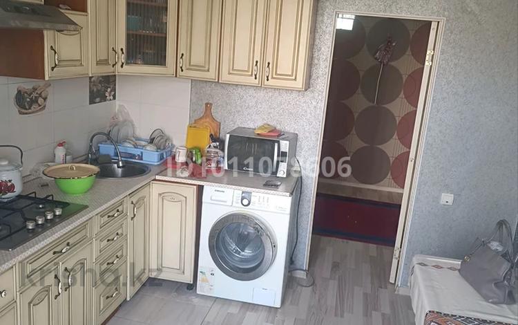 2-бөлмелі пәтер · 56.6 м² · 5/5 қабат, мкр Шанхай, Олег Кошегого — Олег Кошегого, бағасы: 14 млн ₸ в Актобе — фото 2
