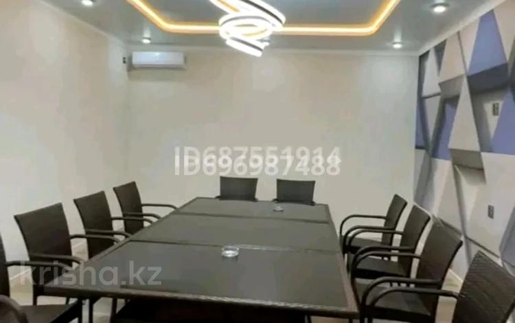 Жеке үй · 5 бөлме · 250 м² · 6 жүзд., Глинки 1 а — 3 пер Трудовой, бағасы: 80 млн ₸ в Таразе — фото 2