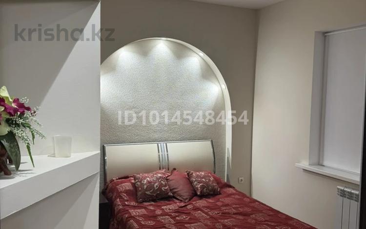 2-комнатная квартира · 55 м² · 7/9 этаж, мкр Сары Арка 39 за 280 000 ₸ в Атырау — фото 2