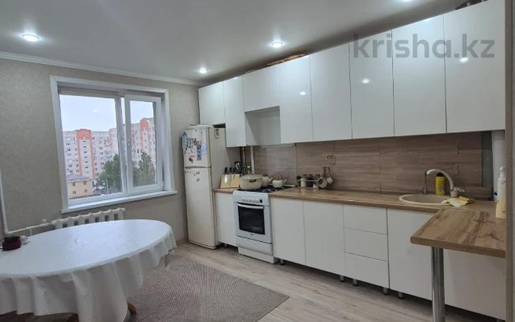3-бөлмелі пәтер · 67 м² · 6/9 қабат, мкр 12, бағасы: 25.5 млн ₸ в Актобе — фото 2