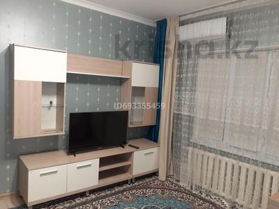 2-комнатная квартира, 54 м², 1/5 этаж помесячно, 3-й микрорайон, 3-й микрорайон 1 за 180 000 〒 в Шымкенте, Абайский р-н