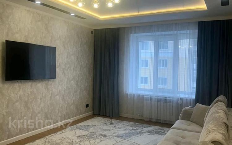 3-комнатная квартира · 90 м² · 7/10 этаж, Улы Дала 67, 69, 15, 15/1, 17, 17/1, 2, 4, 6, 40 — Аль Фараби за 450 000 ₸ в Астане, Есильский р-н — фото 2