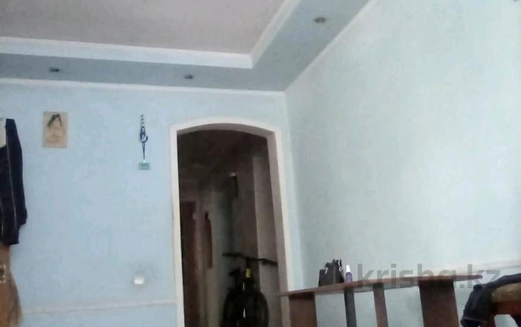 3-комнатная квартира · 52 м², Айтиева 6 — Угол ул. Казыбек би и Айтиева за 25 млн ₸ в Таразе — фото 2