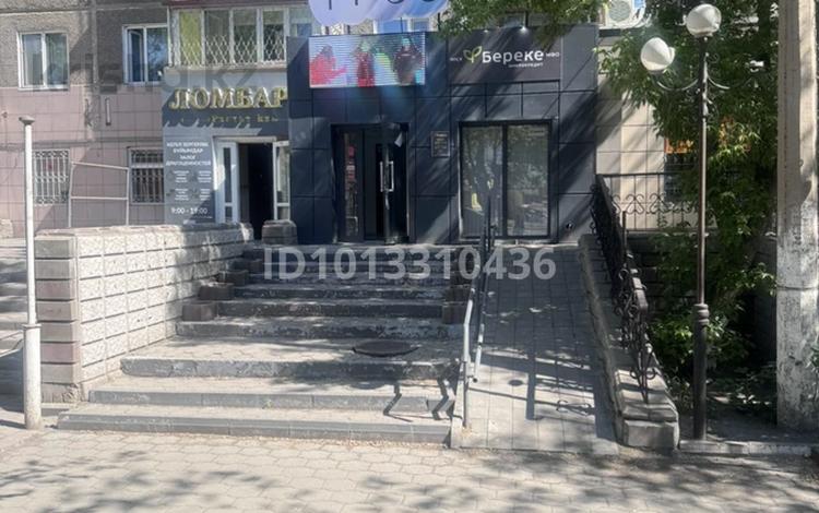 Дүкендер мен бутиктер · 100 м², бағасы: 500 000 ₸ в Темиртау — фото 3